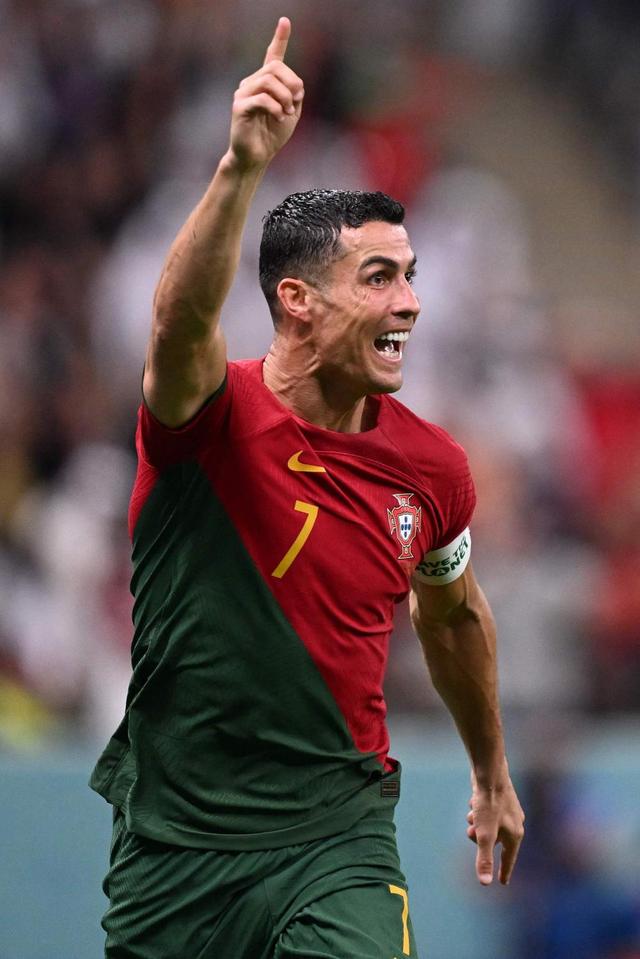 国家德比皇马2-1巴萨5分领跑 近6轮巴萨比皇马多拿9分反超4分