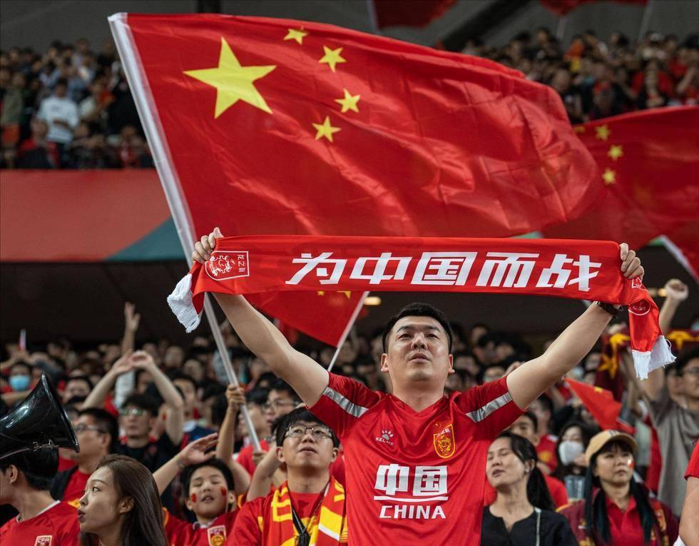 德隆：詹姆斯对东契奇无感，而且他不太愿意留在湖人