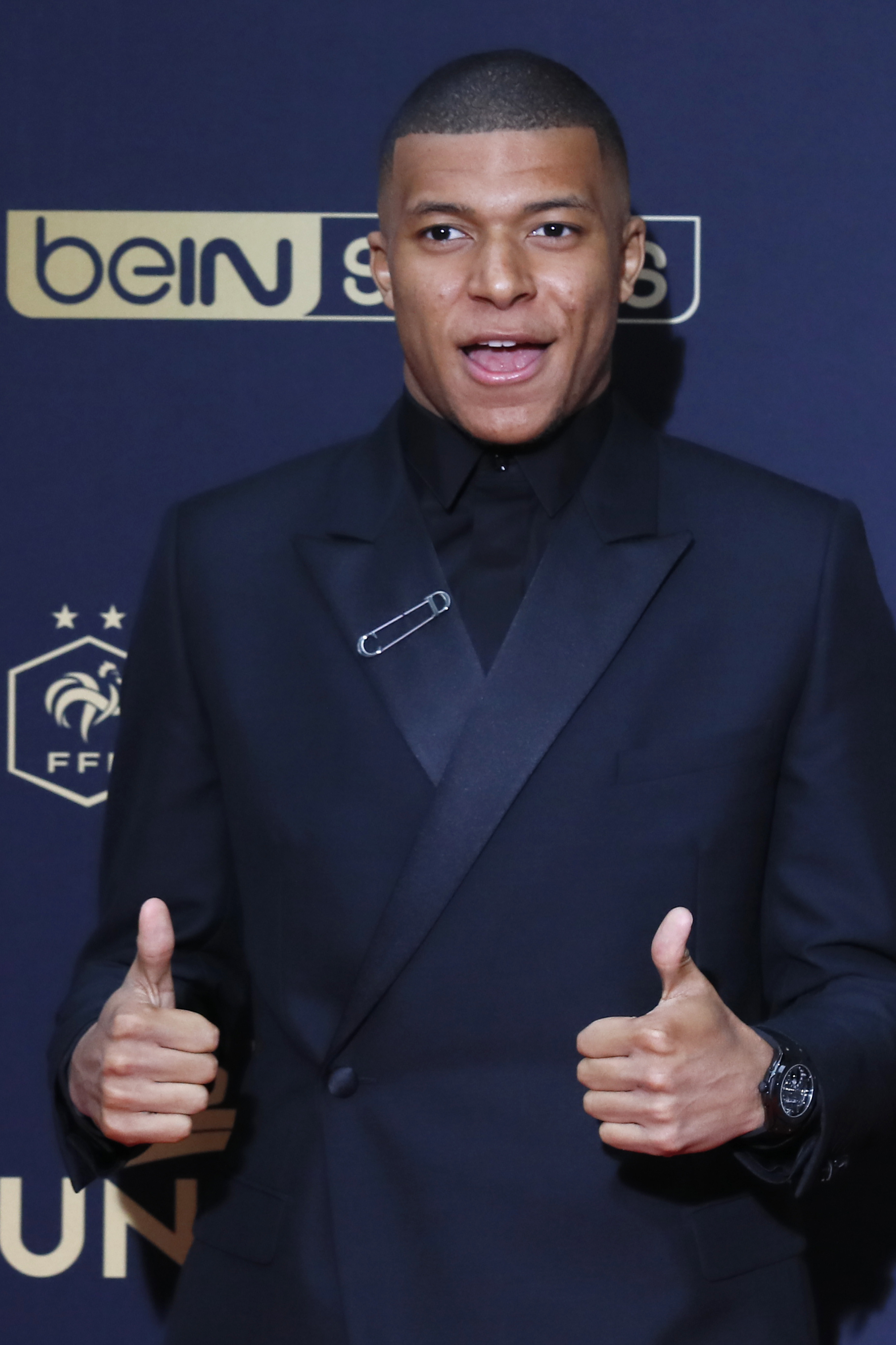 无缘世界杯附加赛，索博斯洛伊赛后只用一个词回答：极其难受